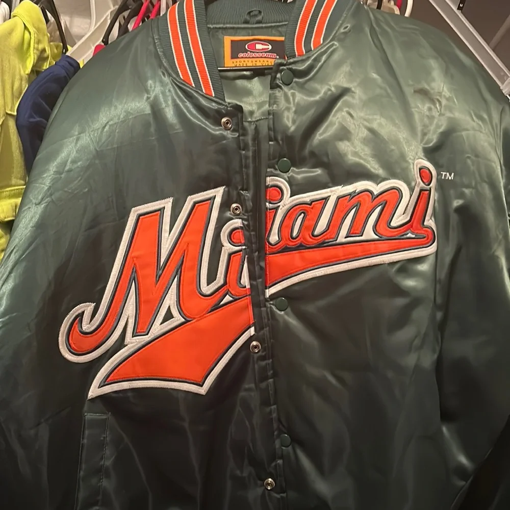 Jacket - Picture 2 of 8